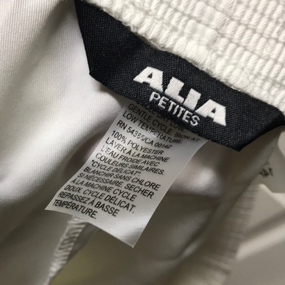 ALIA 💖 Women’s Capris Pants - Picture 8 of 10